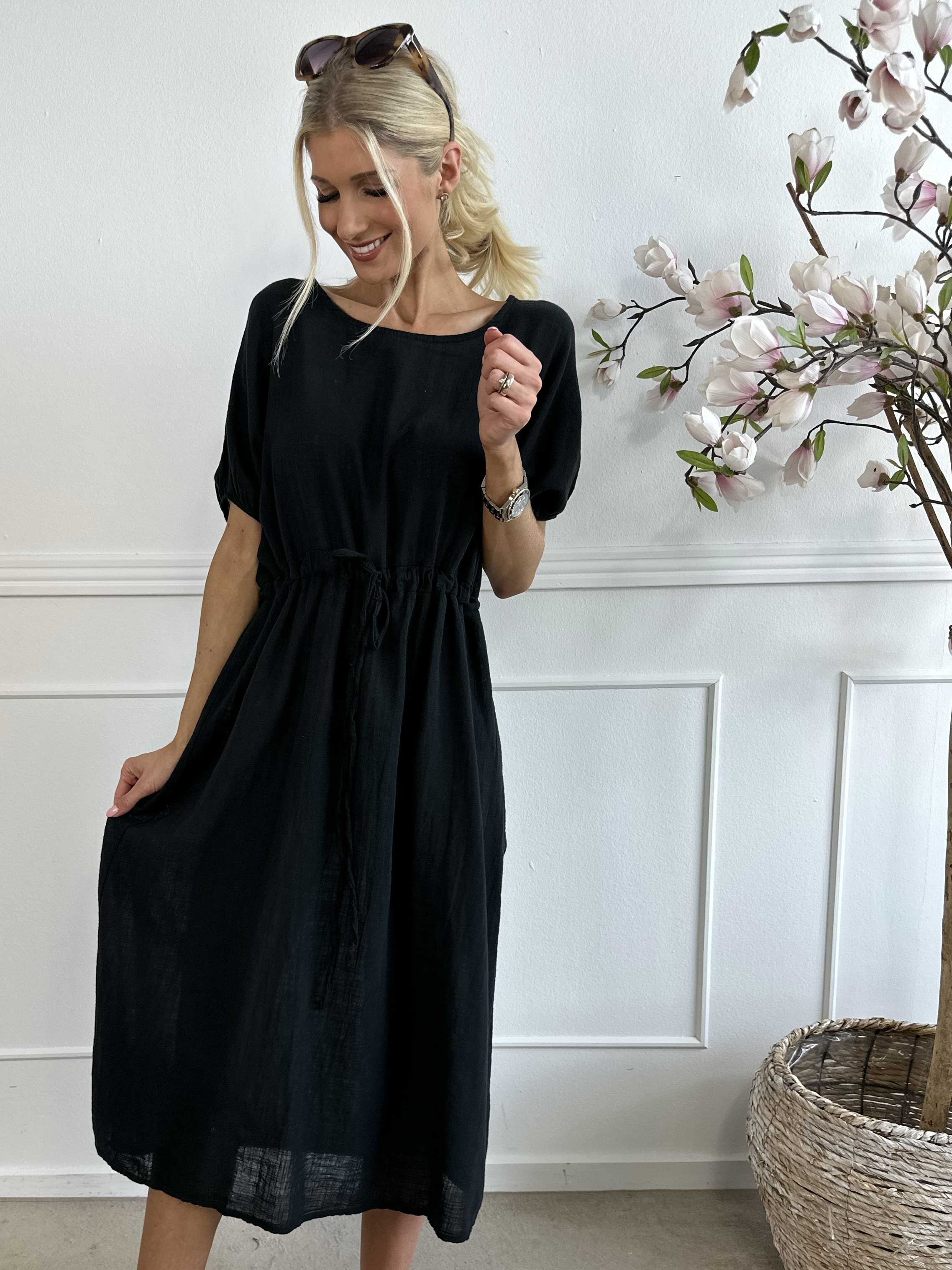 Agnete - Lang kjole i bomuld med bindebånd